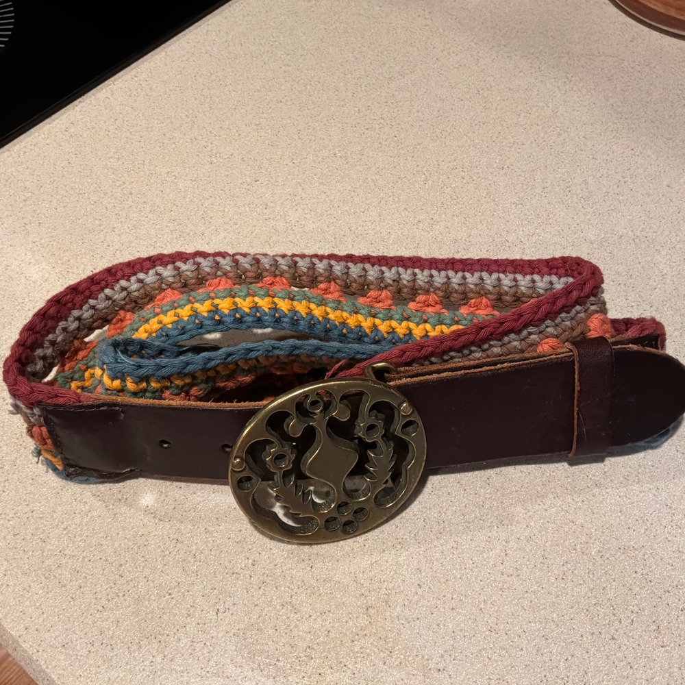Lucky Brand Boho Crochet Knit Leather Belt Multicolor Brass Buckle Size 32